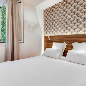 3* Otel Carladez Cambronne