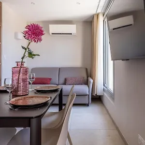 at-home-in-clermont.hotels-rhonealpes.com/